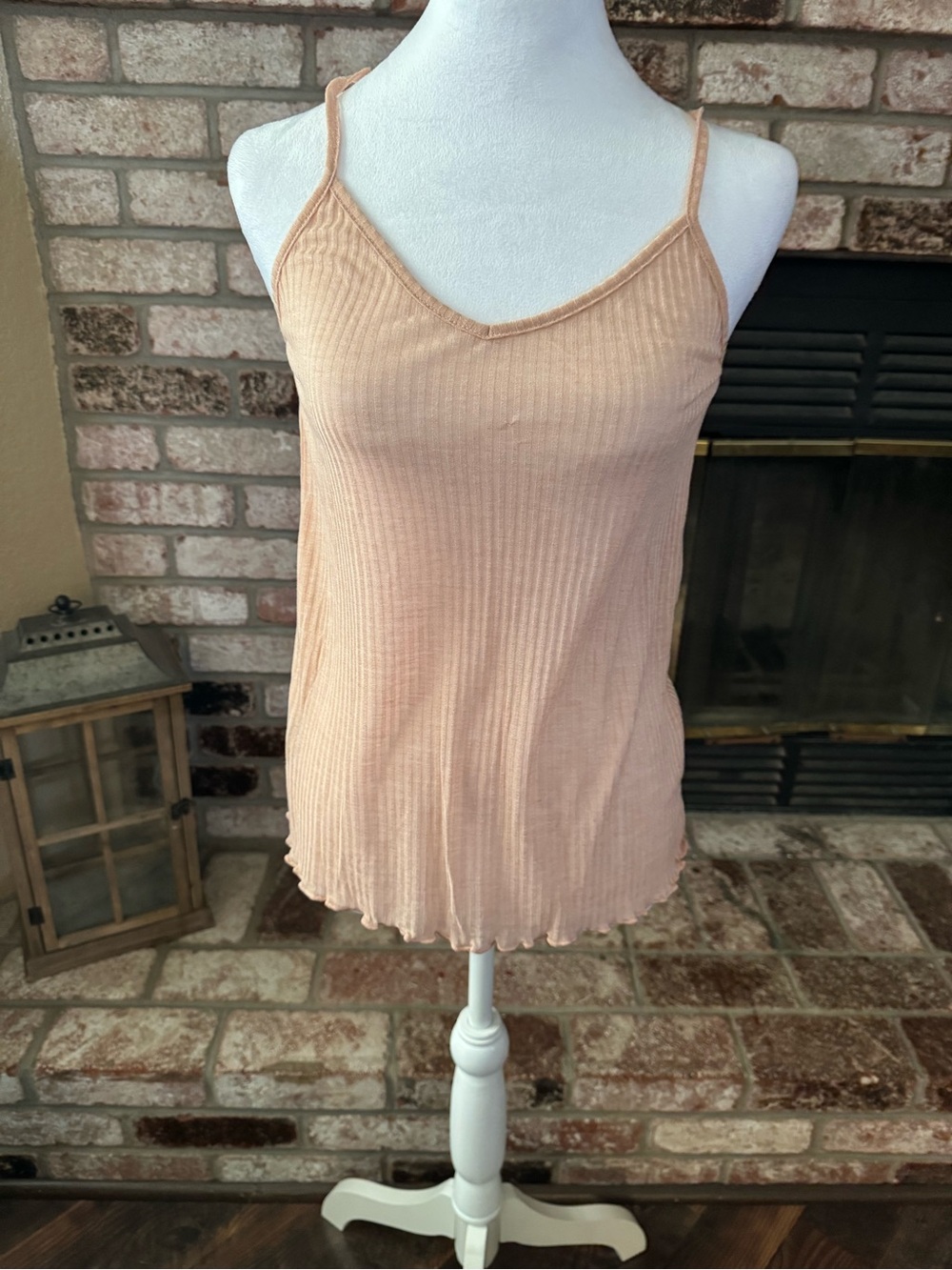POL Ribbed V-Neck Cami NWOT - Picture 2 of 6
